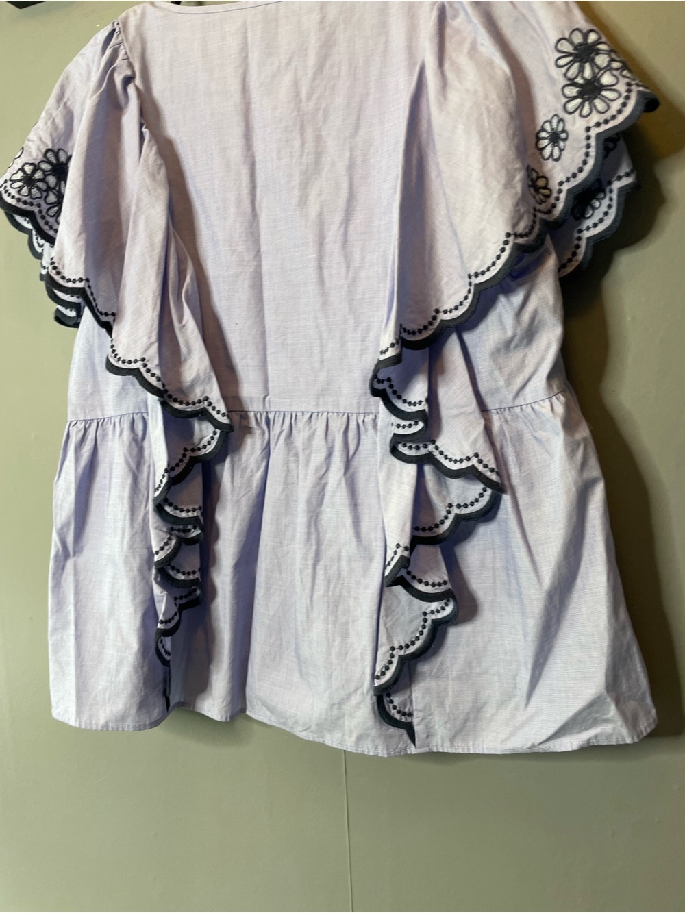 Kate Spade Daisy Embroidered Top Ruffle Blouse size large - Picture 11 of 12